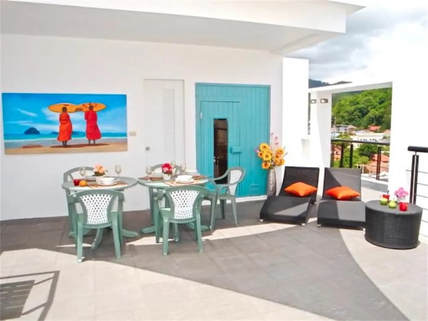 Kamala Regent 3 bedrooms apartment with rooftop pool