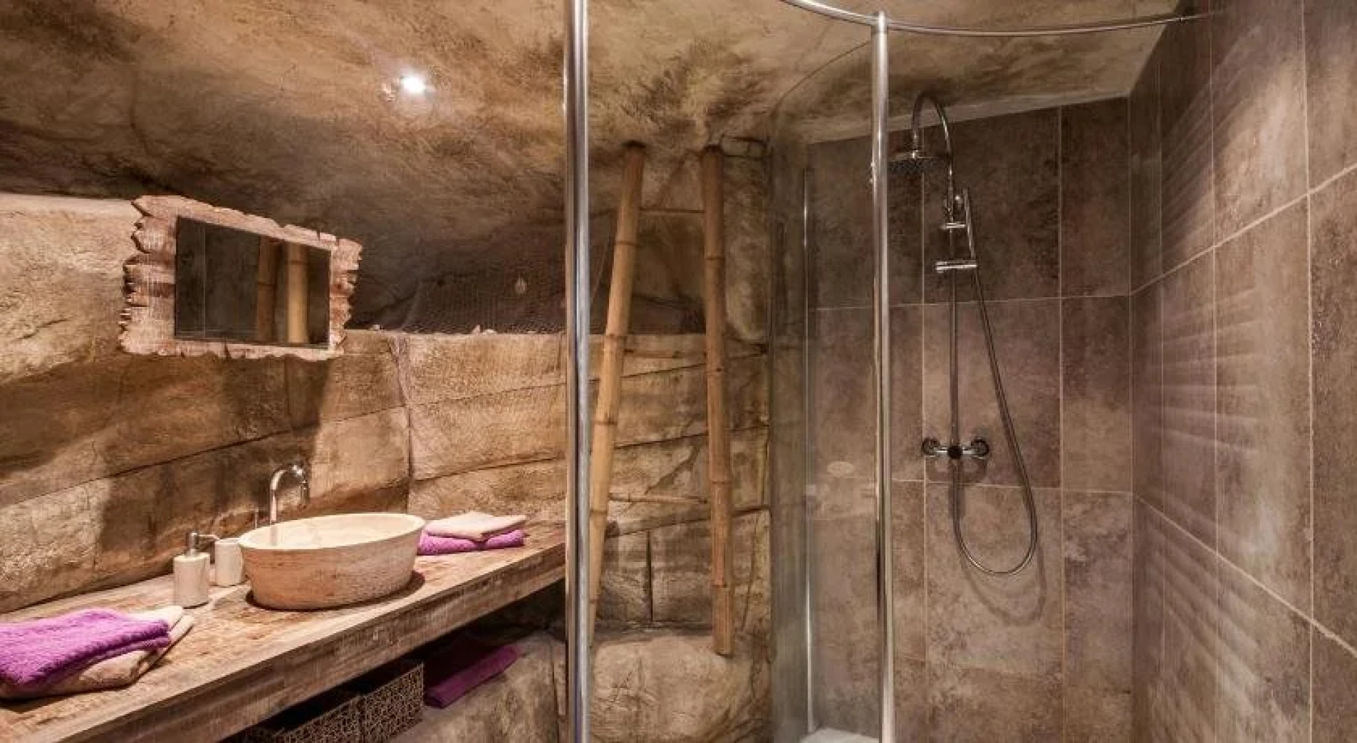 La Demeure Insoupconnée