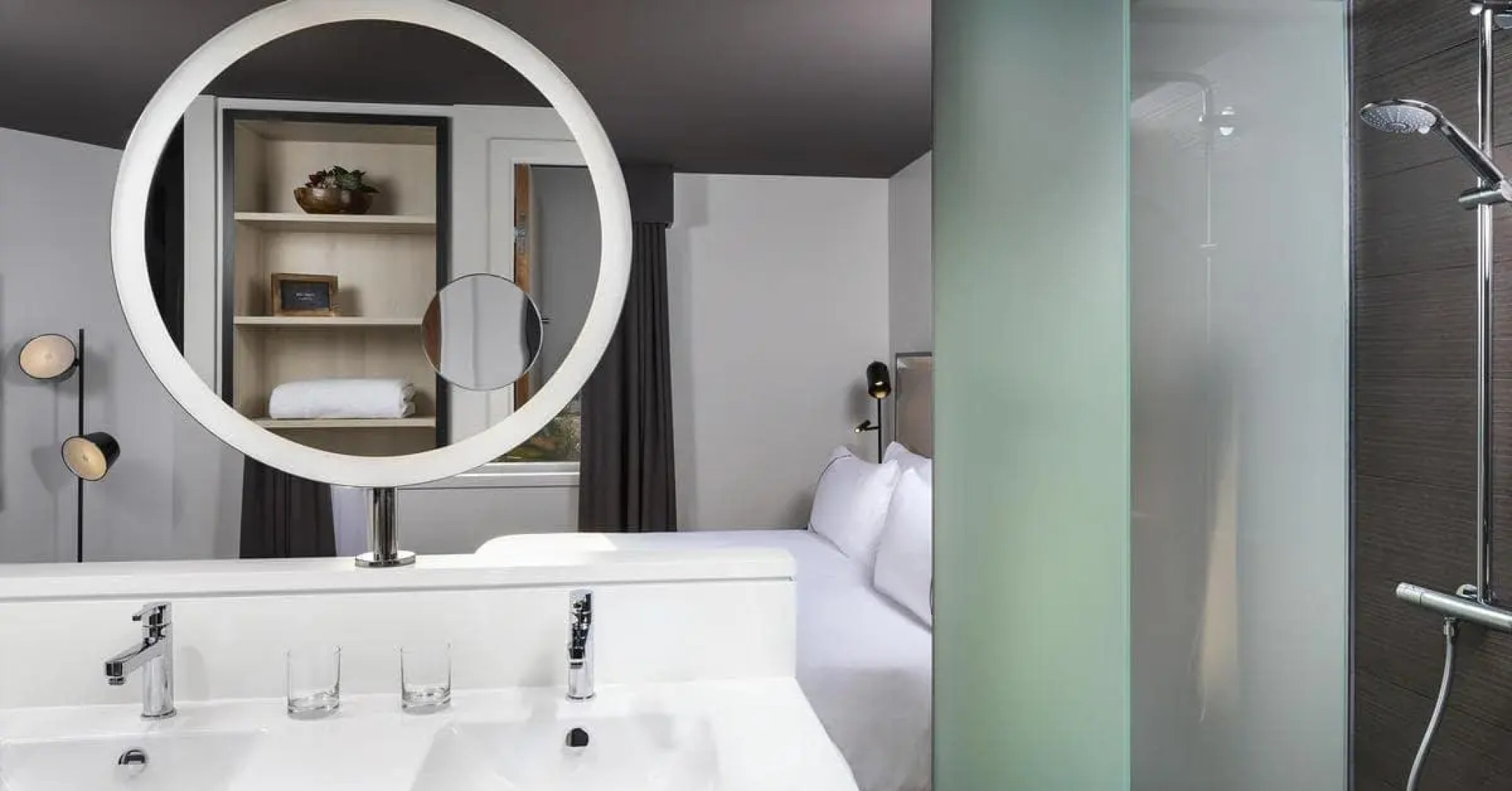 INNSiDE by Meliá Paris Charles de Gaulle Airport