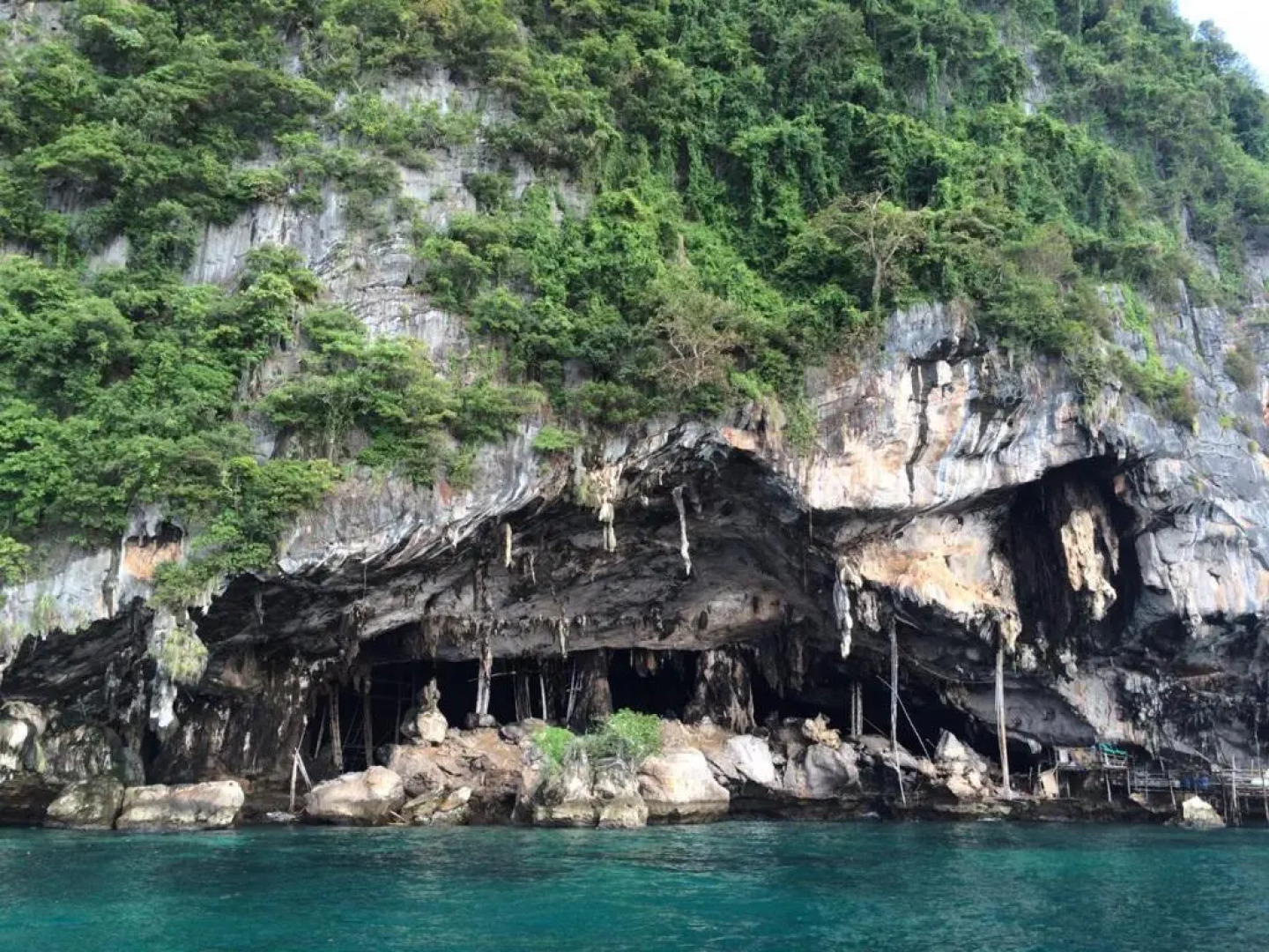 Antonio's ko yao noi BED & Pool