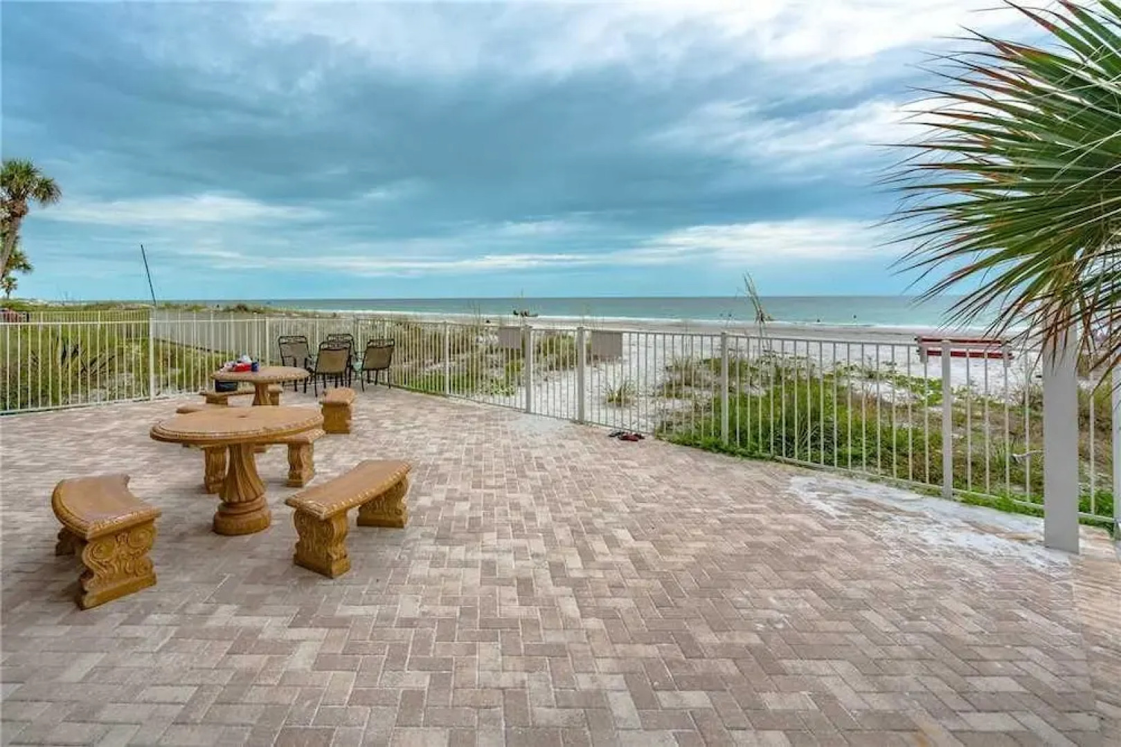 Pointe Condo 201 - Two Bedroom Condo