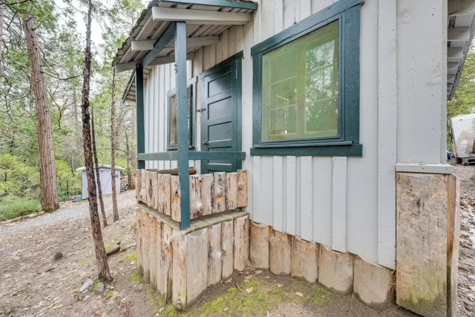 Serene Bass Lake Cabin Near Shopping & Dining!