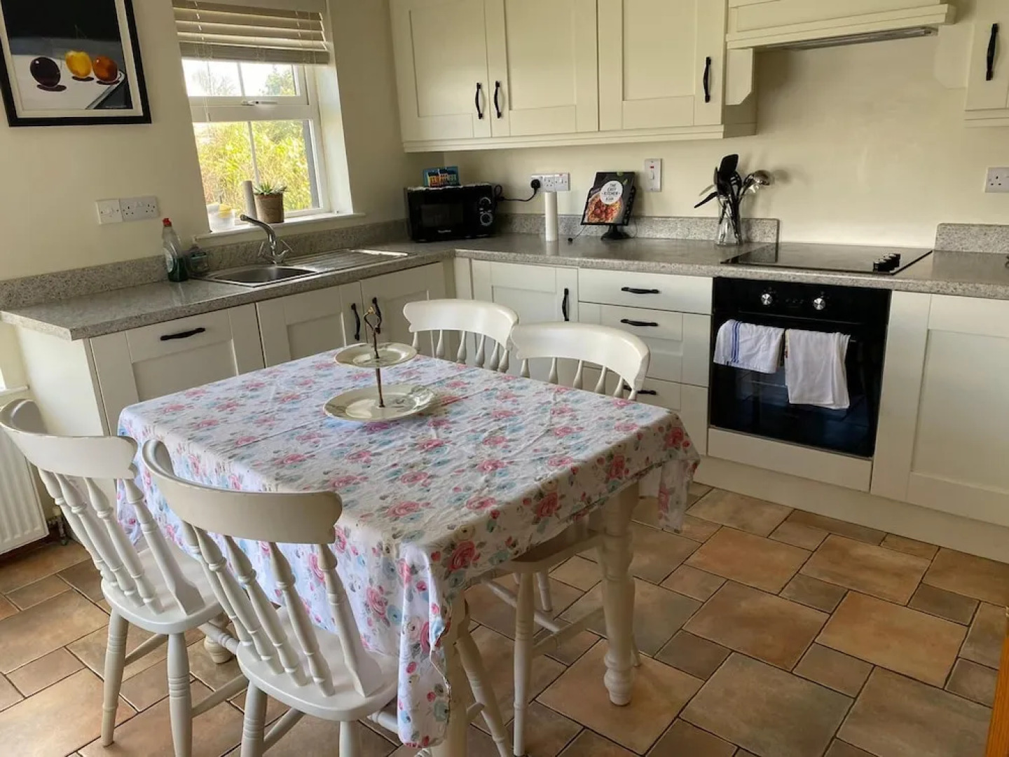 Riverside Cottage, Ramelton, The Wild Atlantic Way