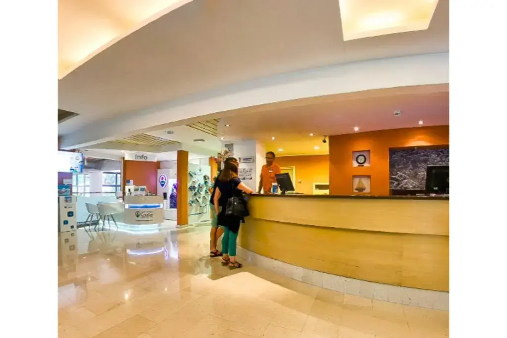 Отель Valamar Club Tamaris Hotel