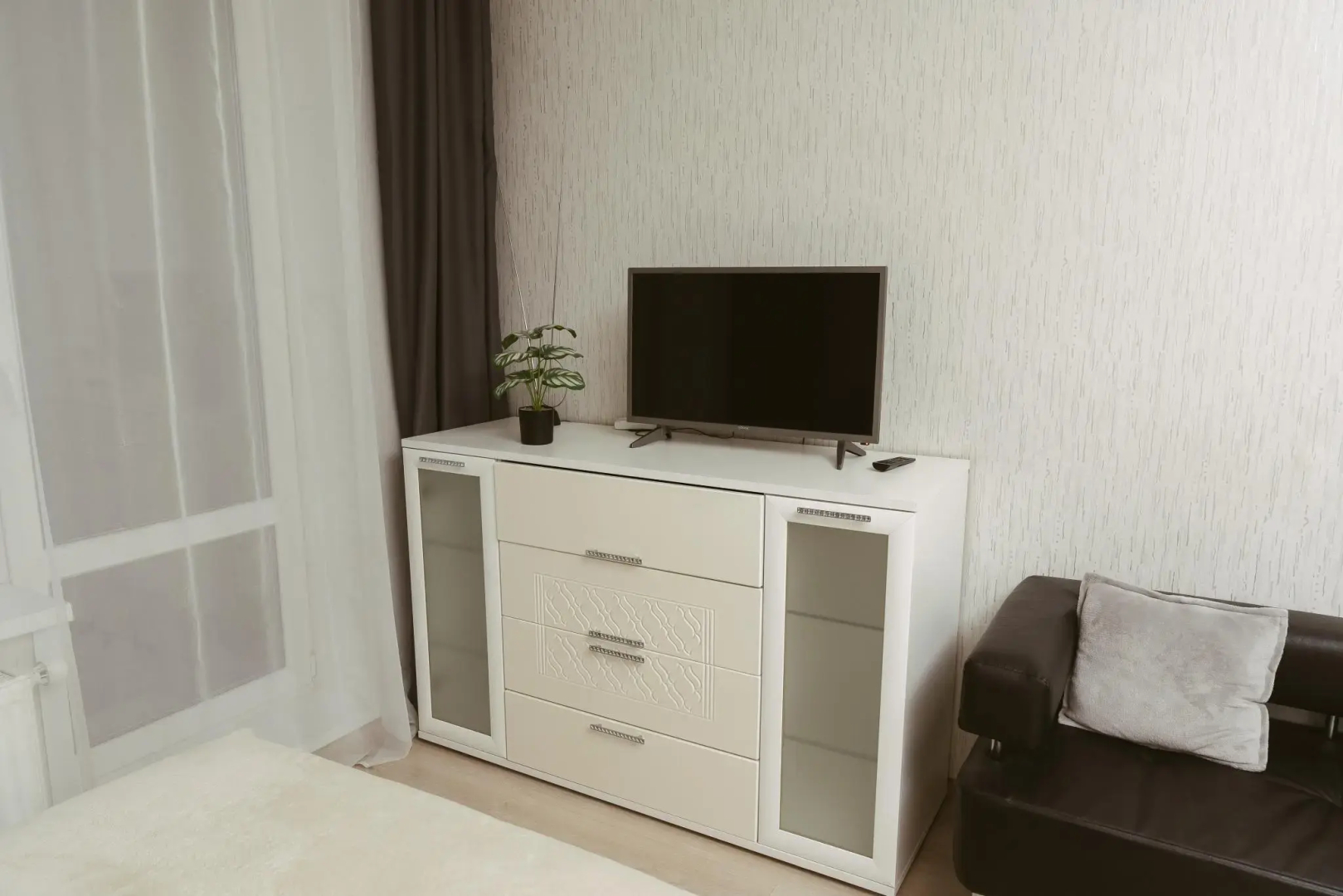 Leto Apart (Лето Апарт) на улице Революции 52В