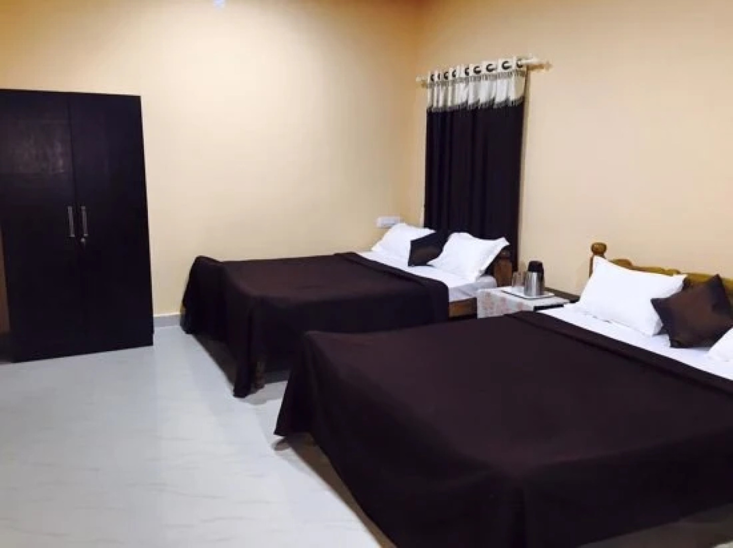 Misty Villa Estate Stay