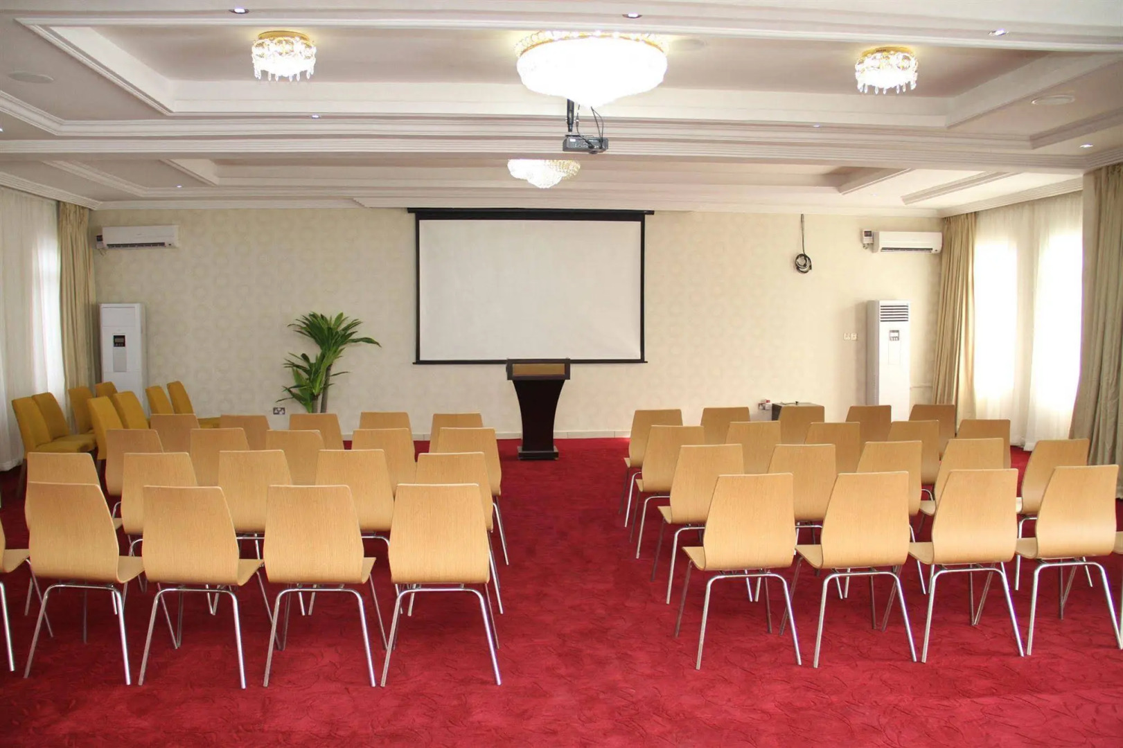 Palazzo Dumont Hotel