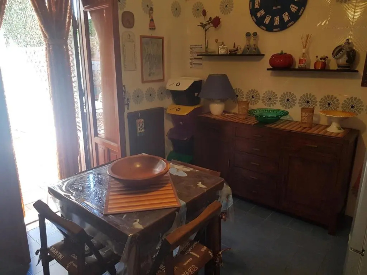 Villa del Golfo Urio with swimming pool shared by the two apartments