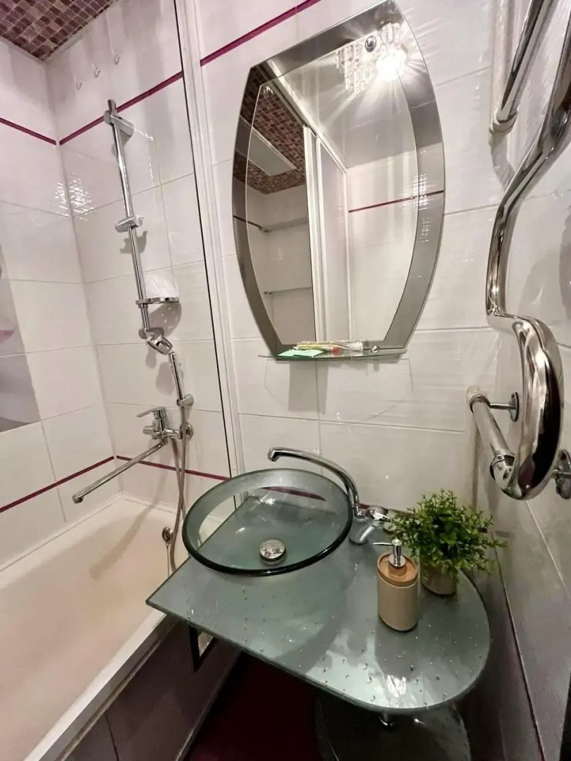 Home Hotel (Хоум Отель) в 10-м микрорайоне 13