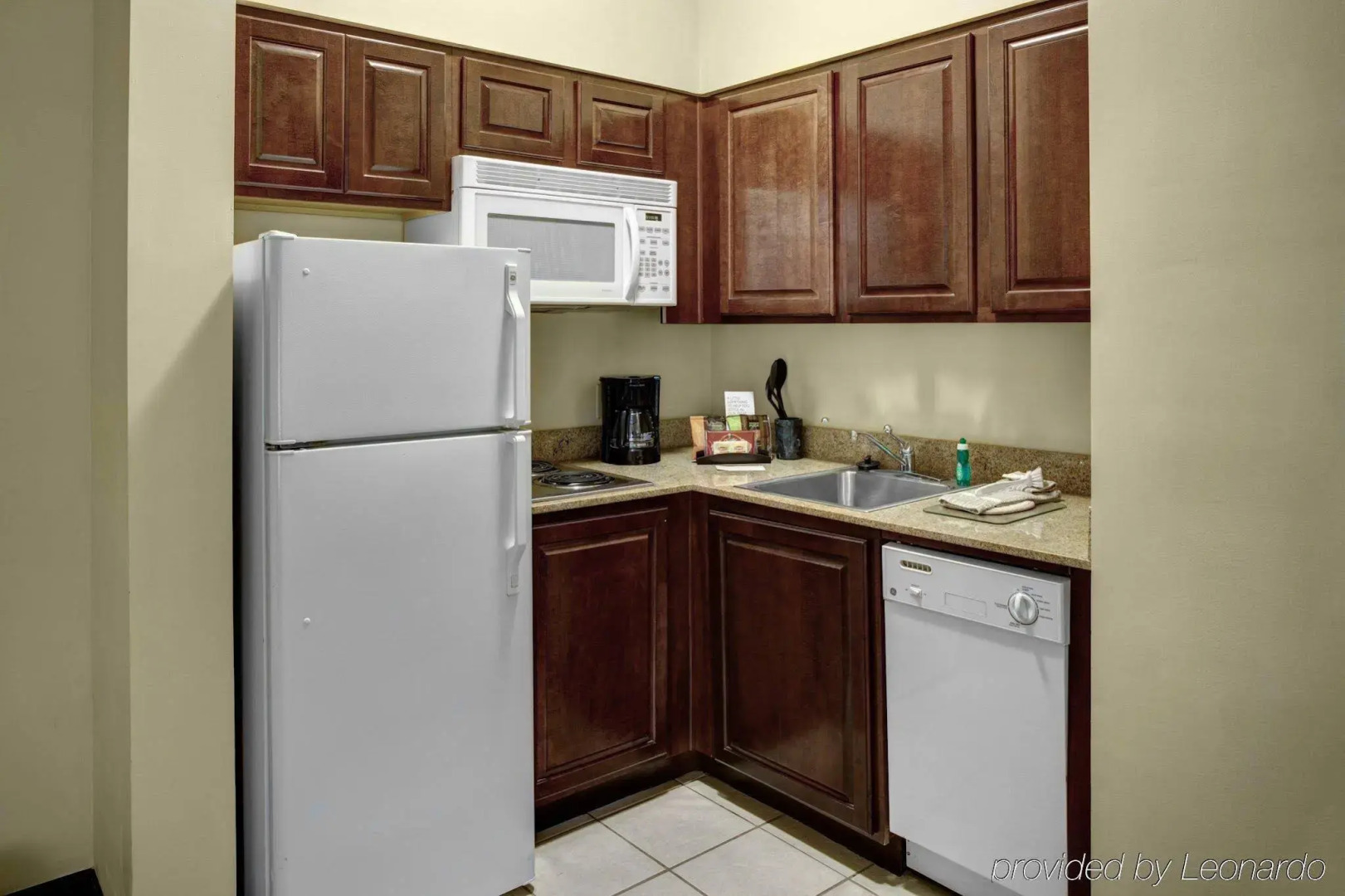 Staybridge Suites Savannah Historic District by IHG