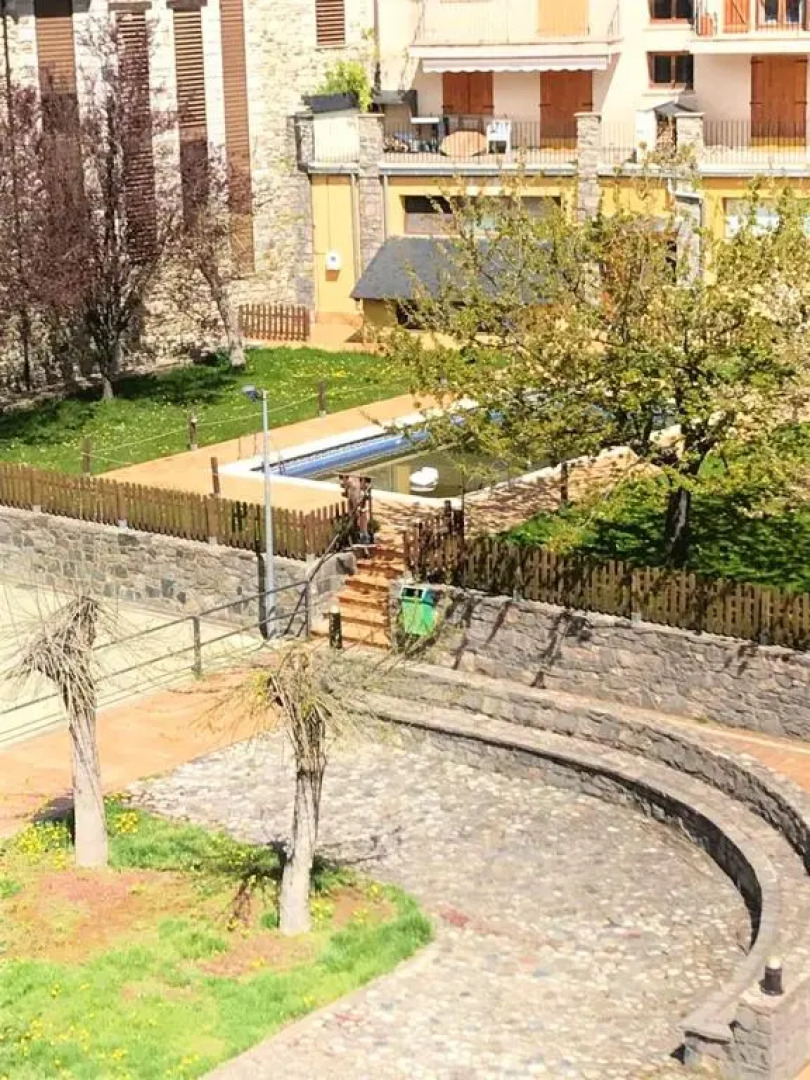 2 bedrooms appartement with shared pool at Benasque