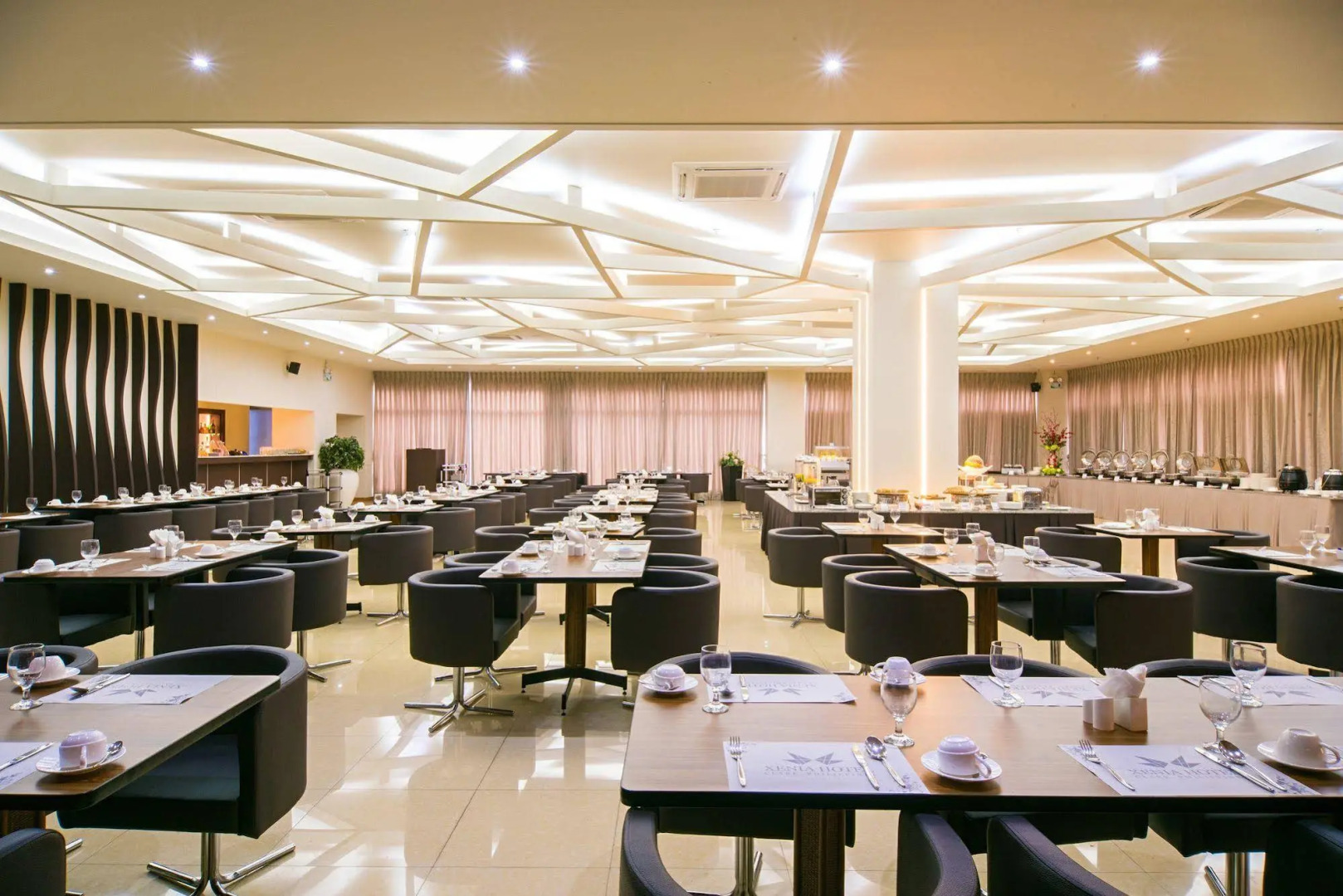 Xenia Hotel Clark - Multi Use Hotel