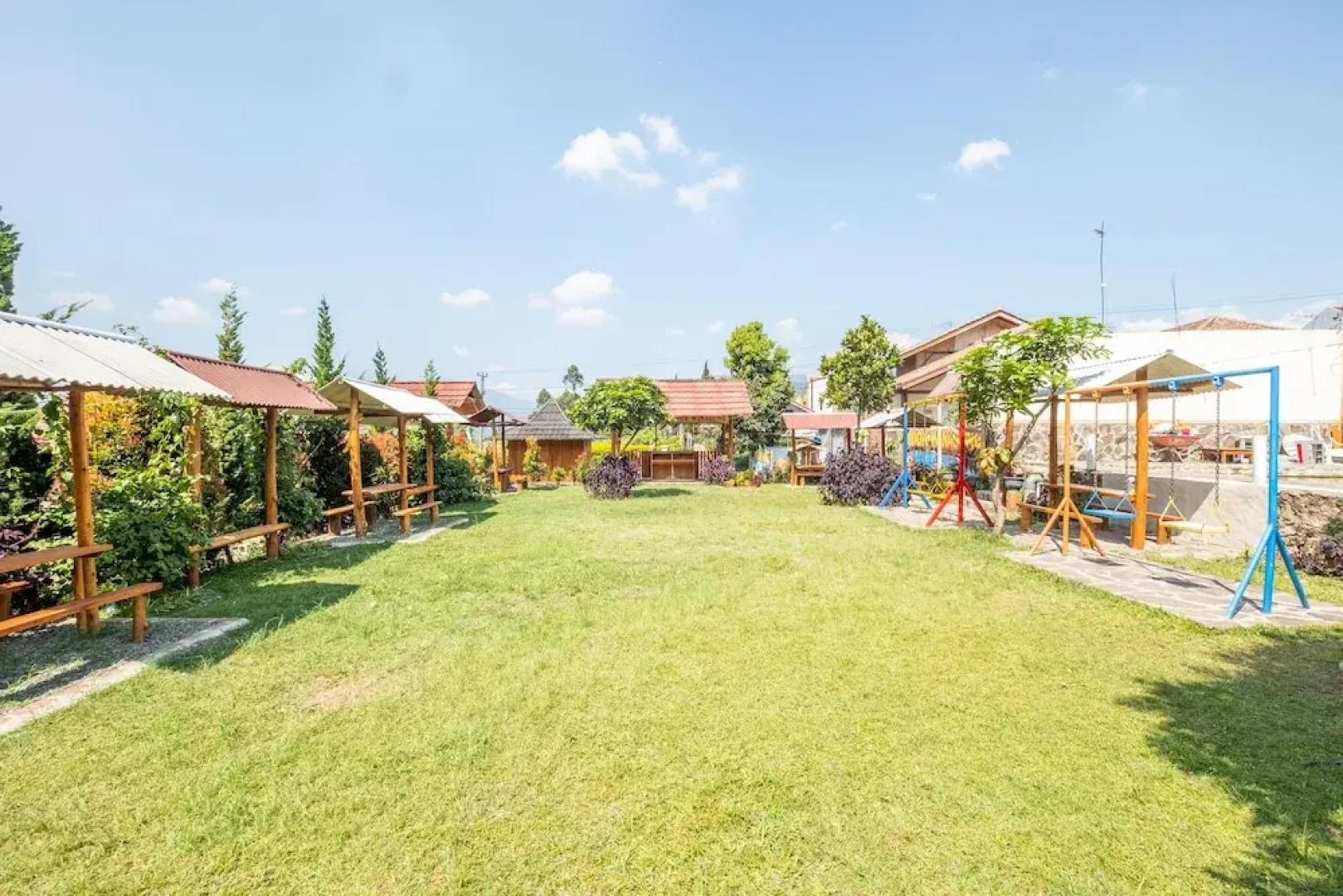 OYO 428 Pondok Winagung Hotel