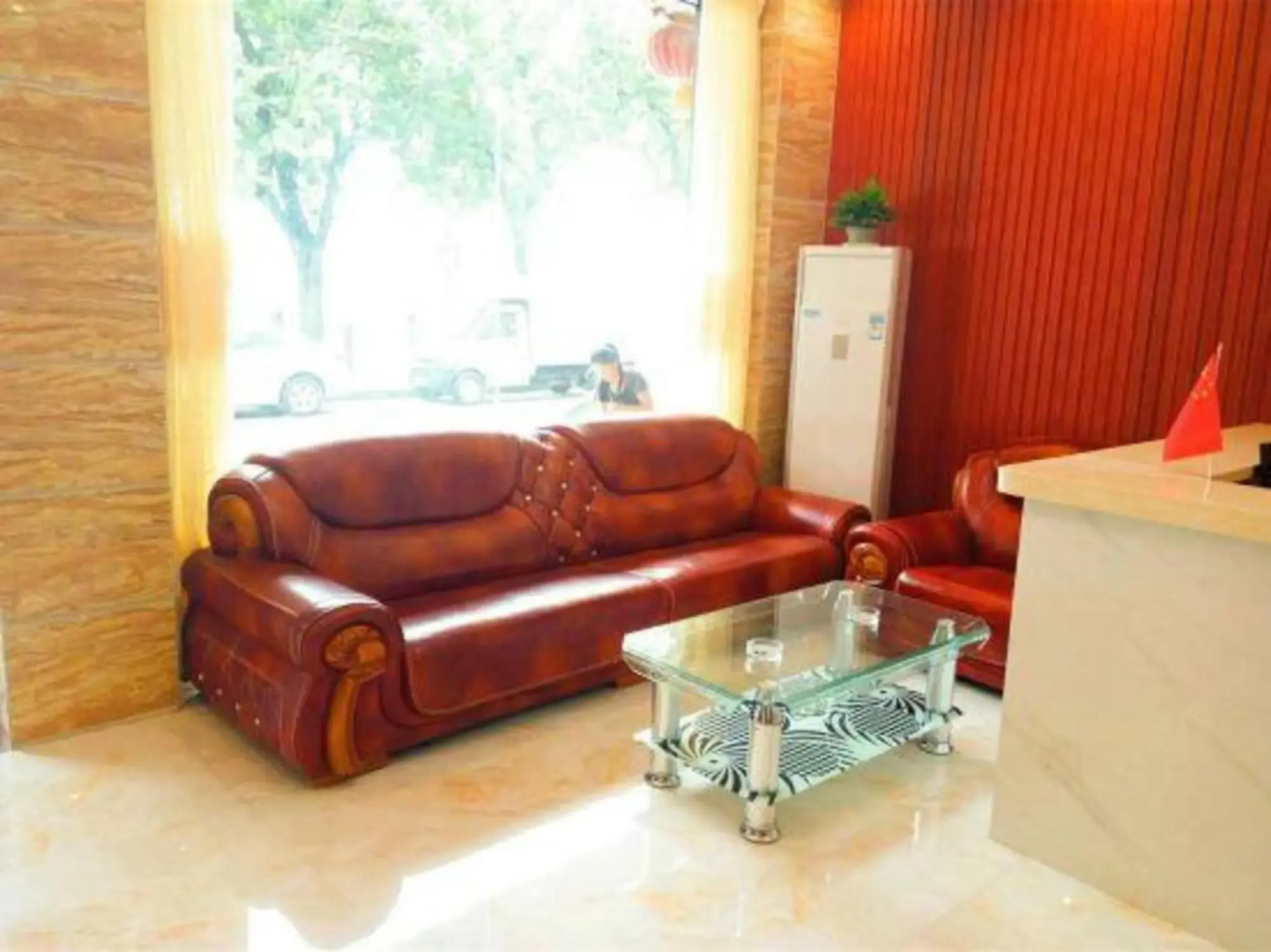 Wangjianglou Business Hotel