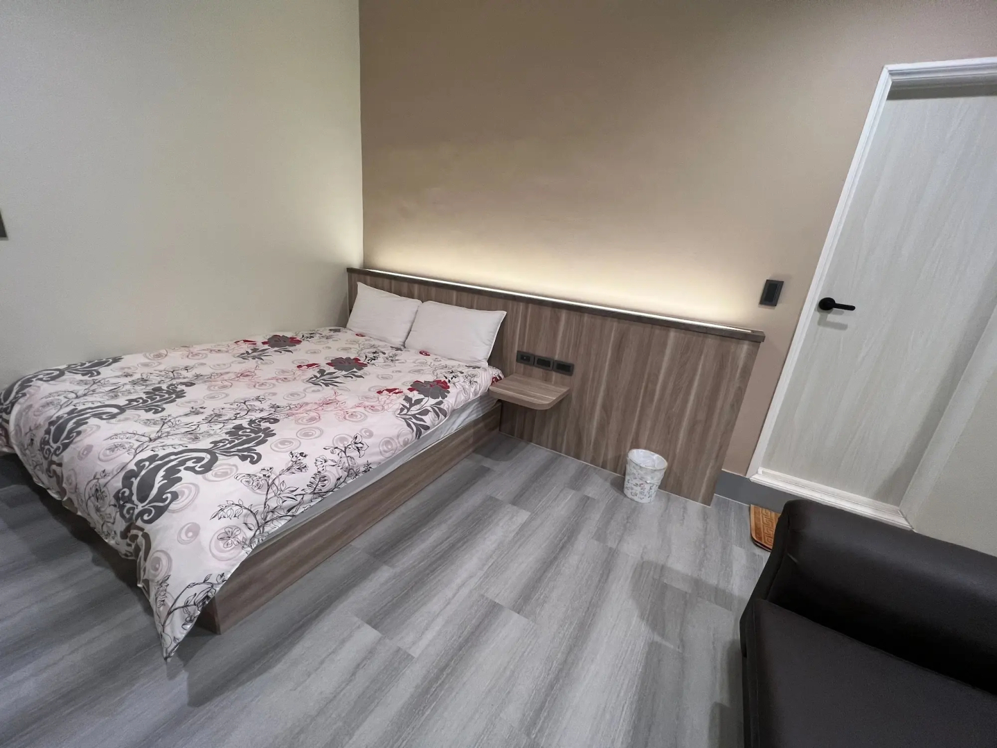 Riverside Homestay B&B