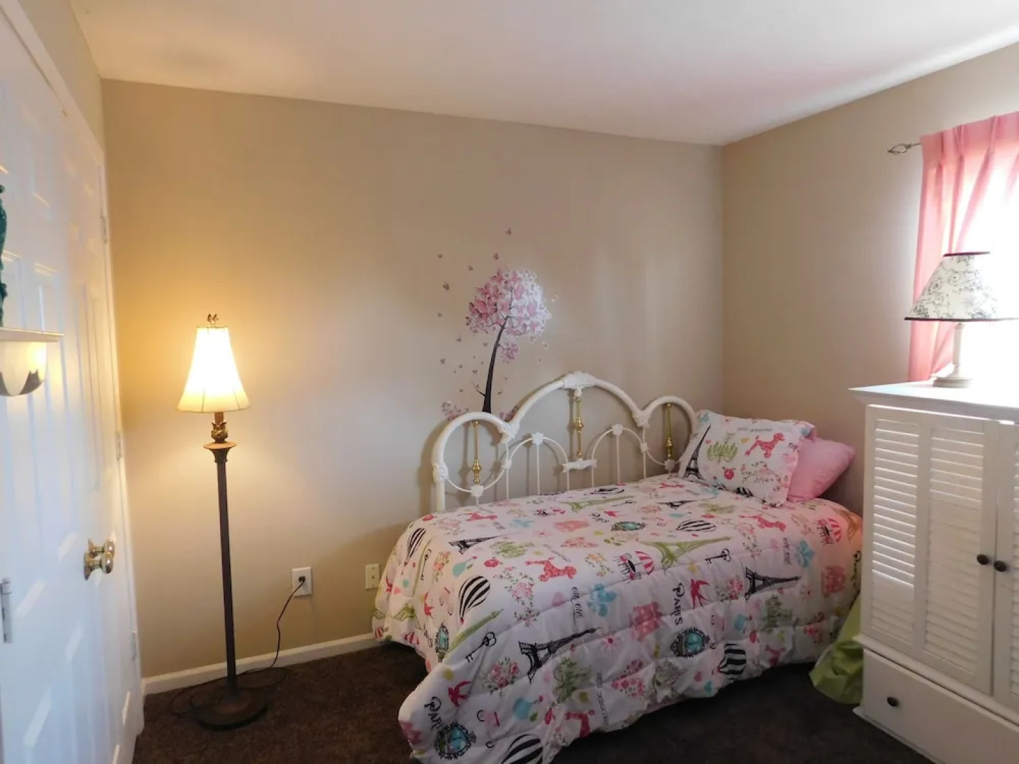 Evonne's Sharing House