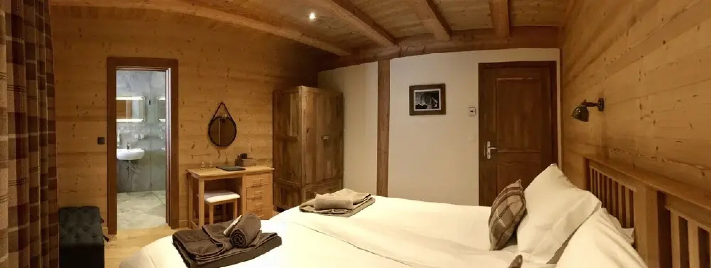 Chalet Carnauba - Alpine Descents