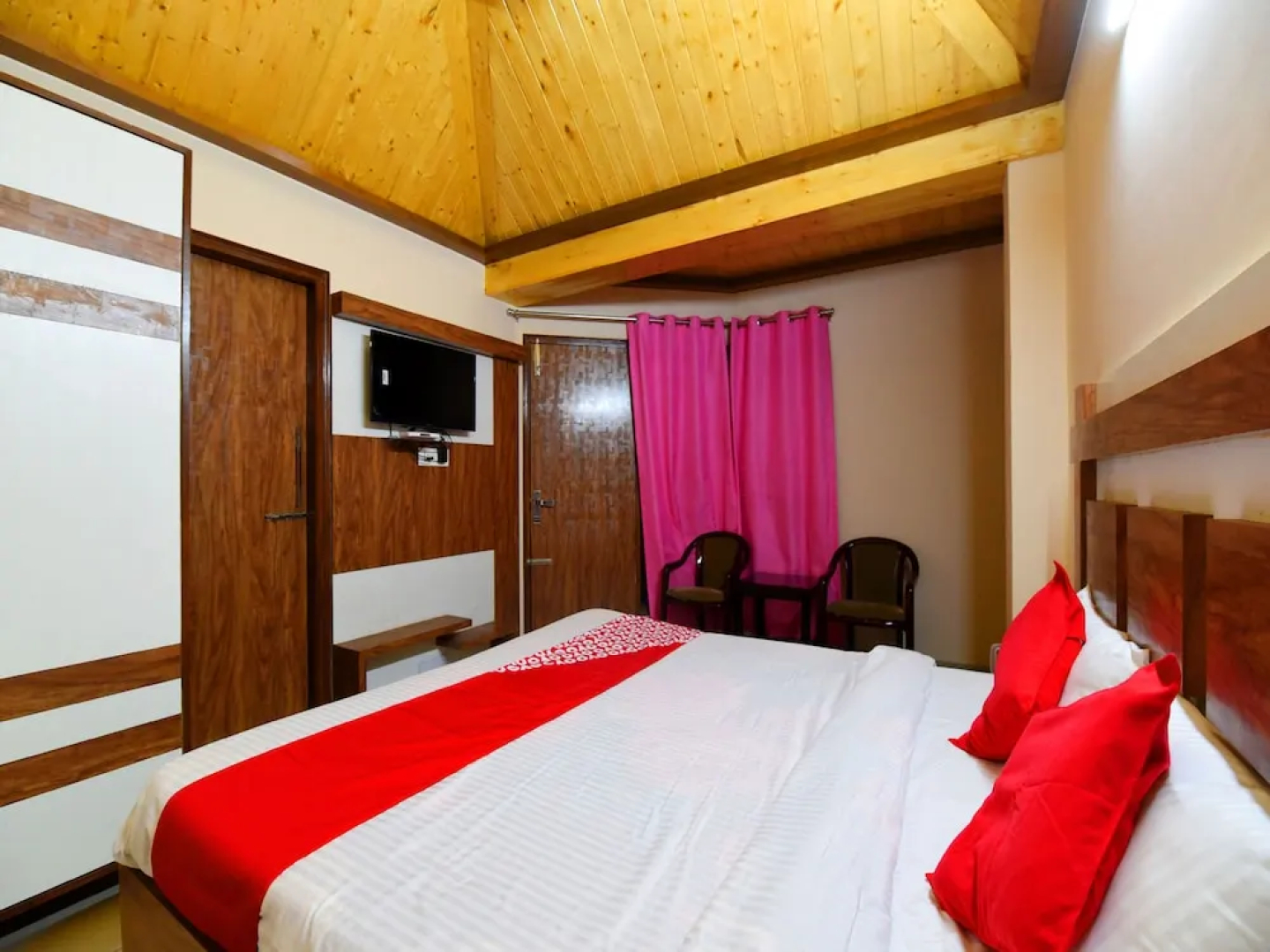 Kasauli View Lodge By OYO Rooms