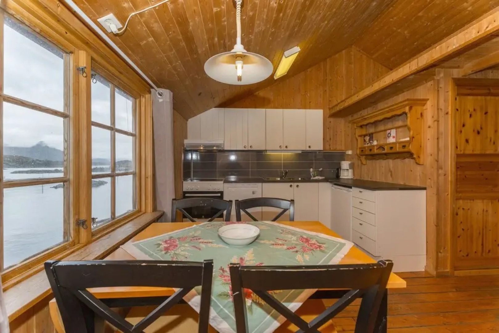 Vandrerhjem Lofotferie Kabelvåg