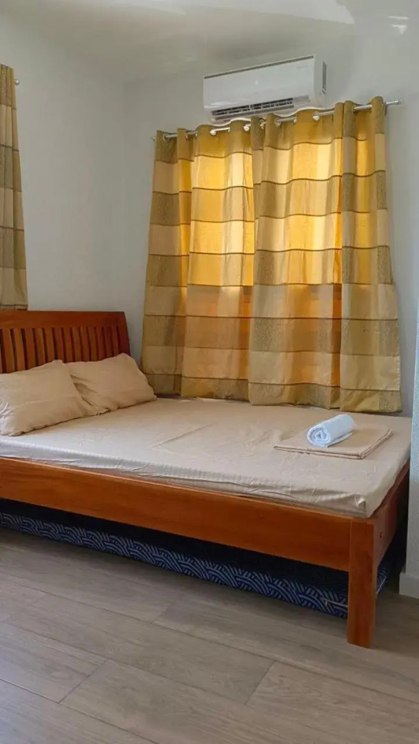 40' TV Karen' House Tagaytay