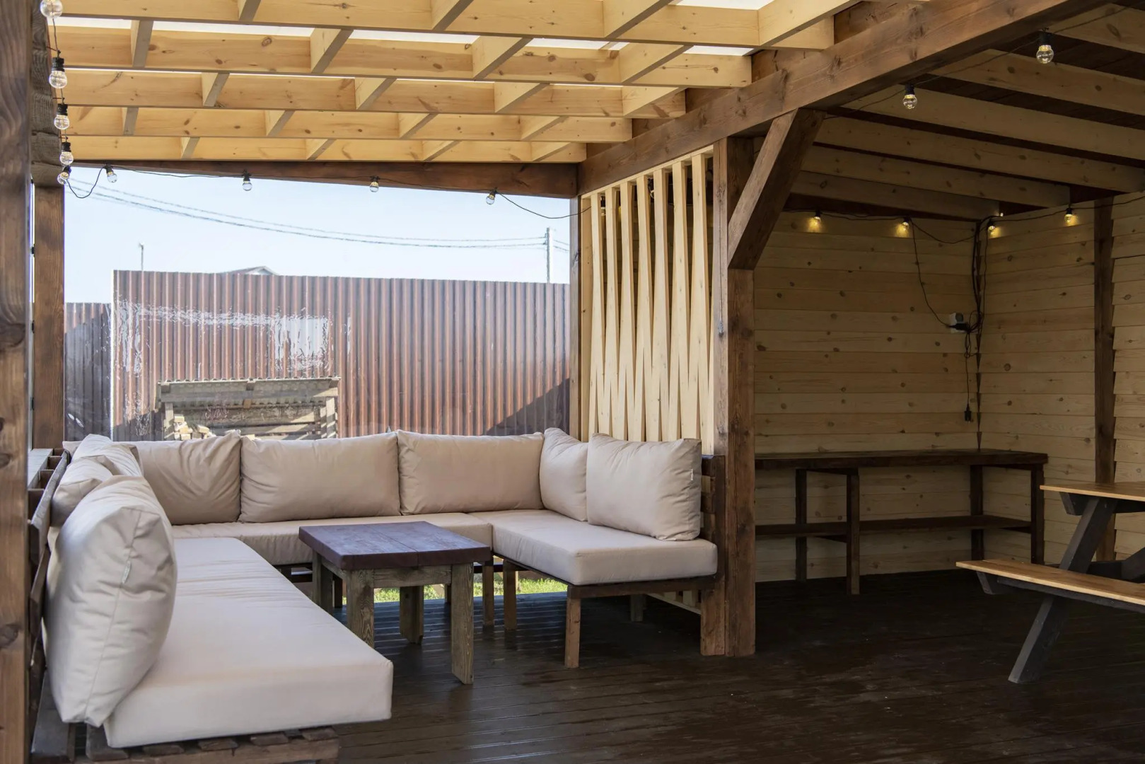 Pav.love Village (ПавЛов)