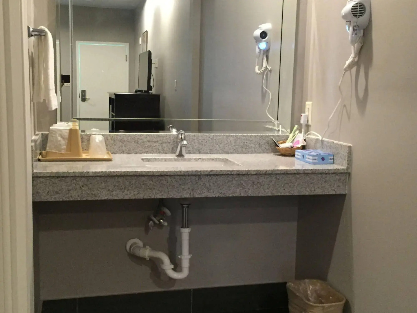 Classic Inn and Suites Humble