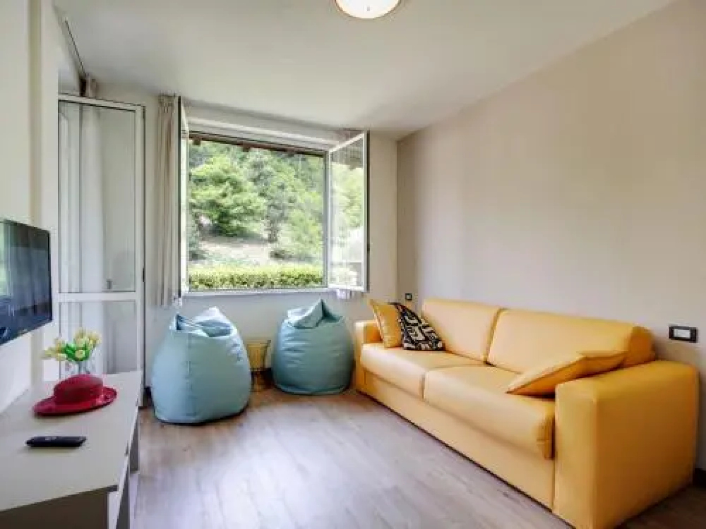 Residence Isolino 105s