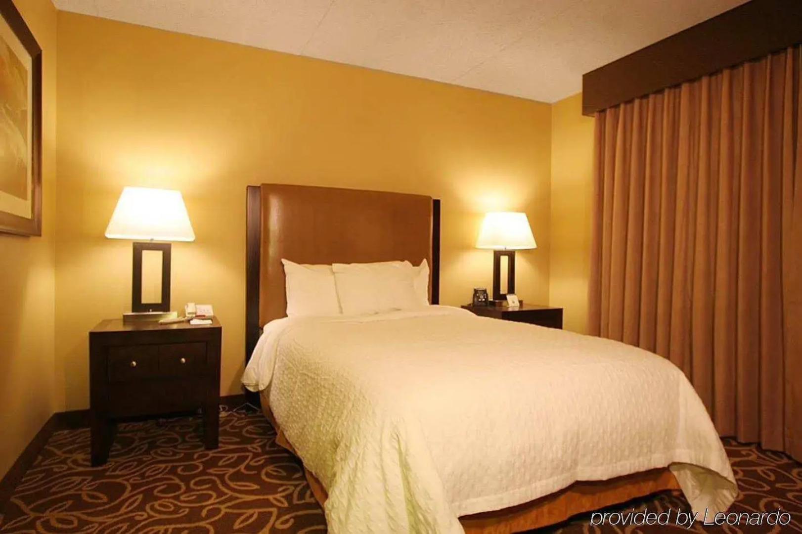 Embassy Suites by Hilton Pittsburgh International Airport 