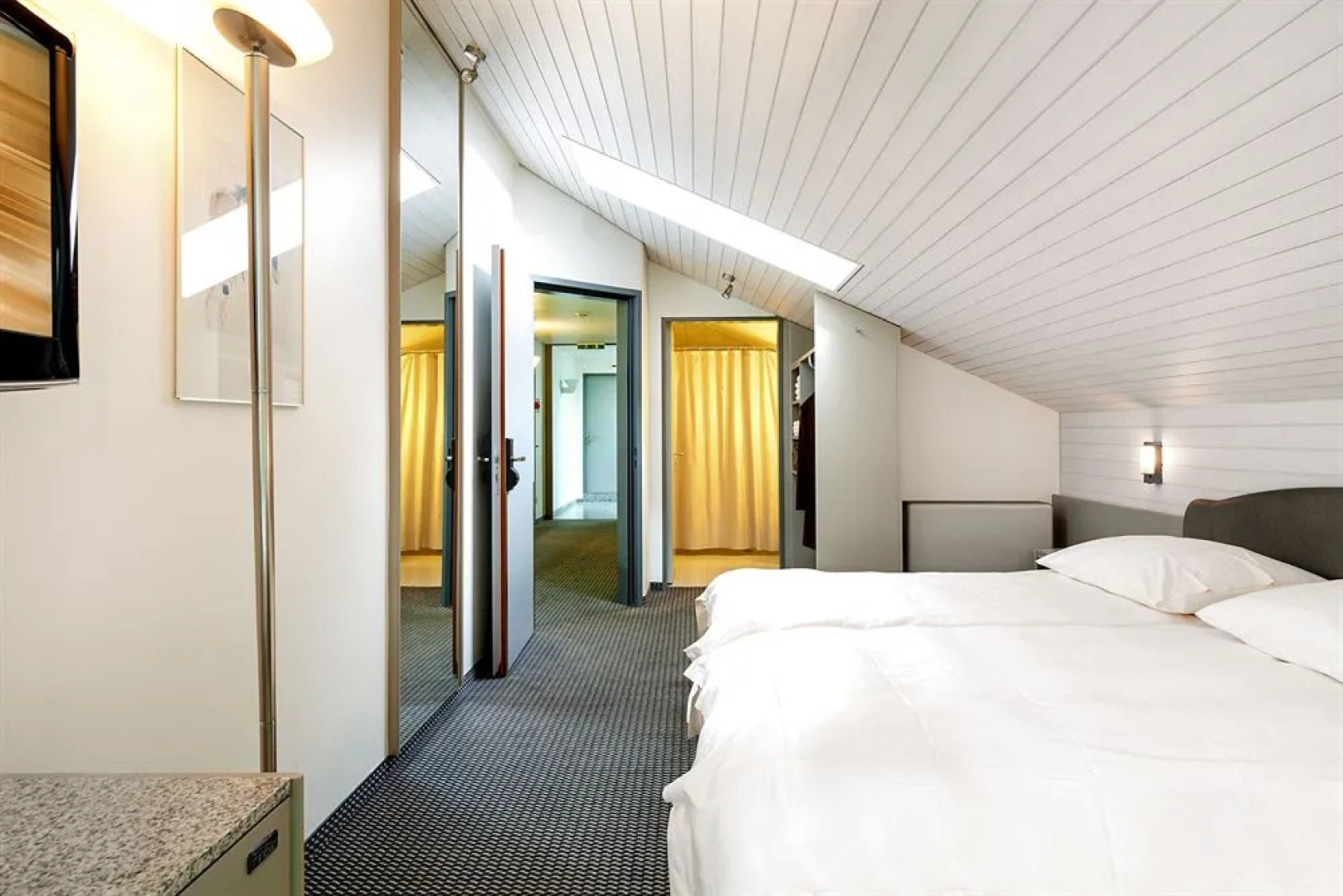 Hotel Fly Away Zurich Airport