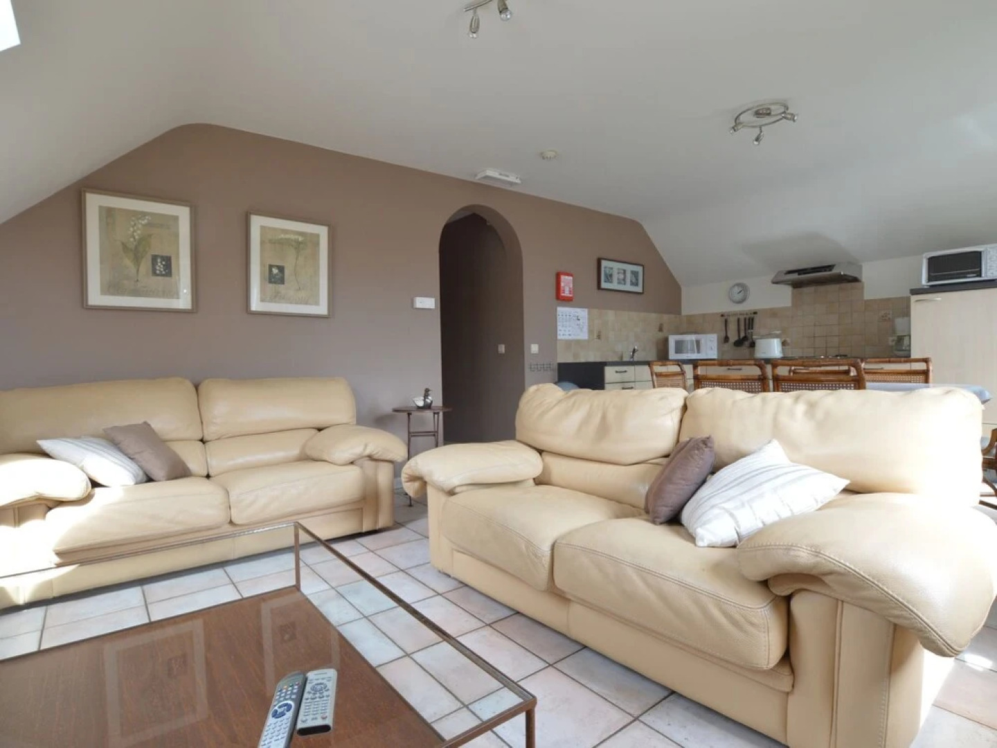 Spacious Holiday Home in Ovifat With Terrace