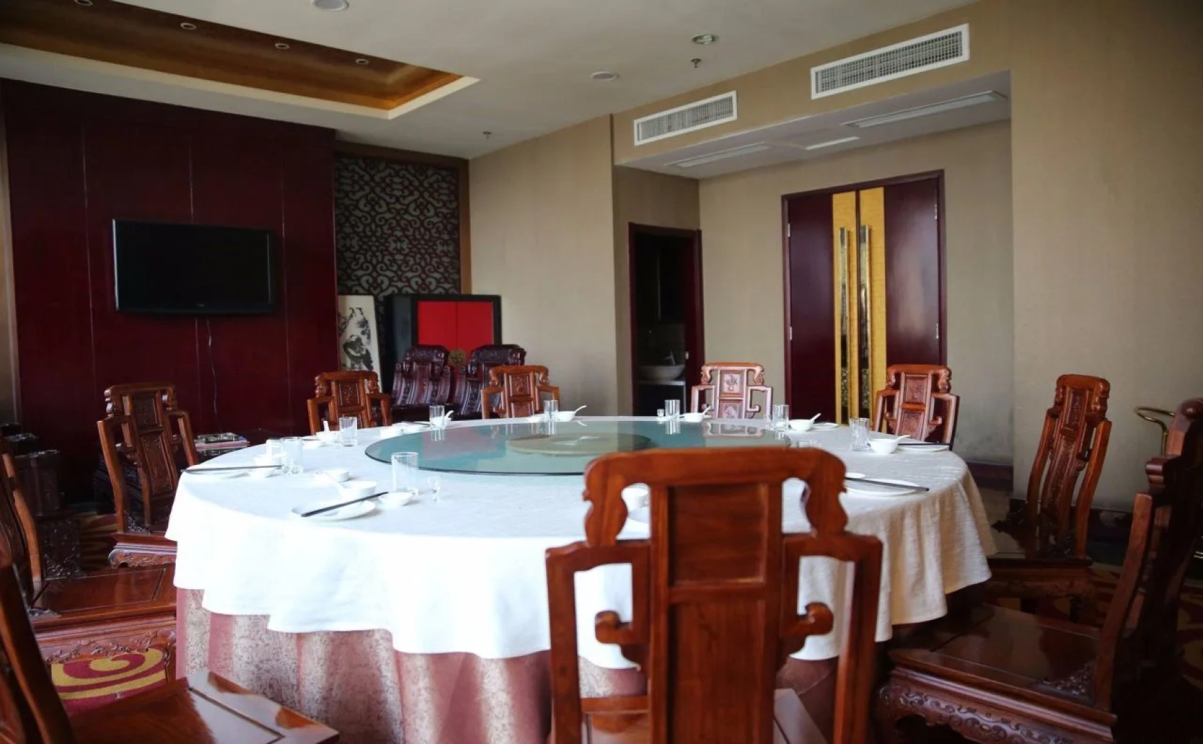 Yun Shui Guo Ji Da Jiu Dian