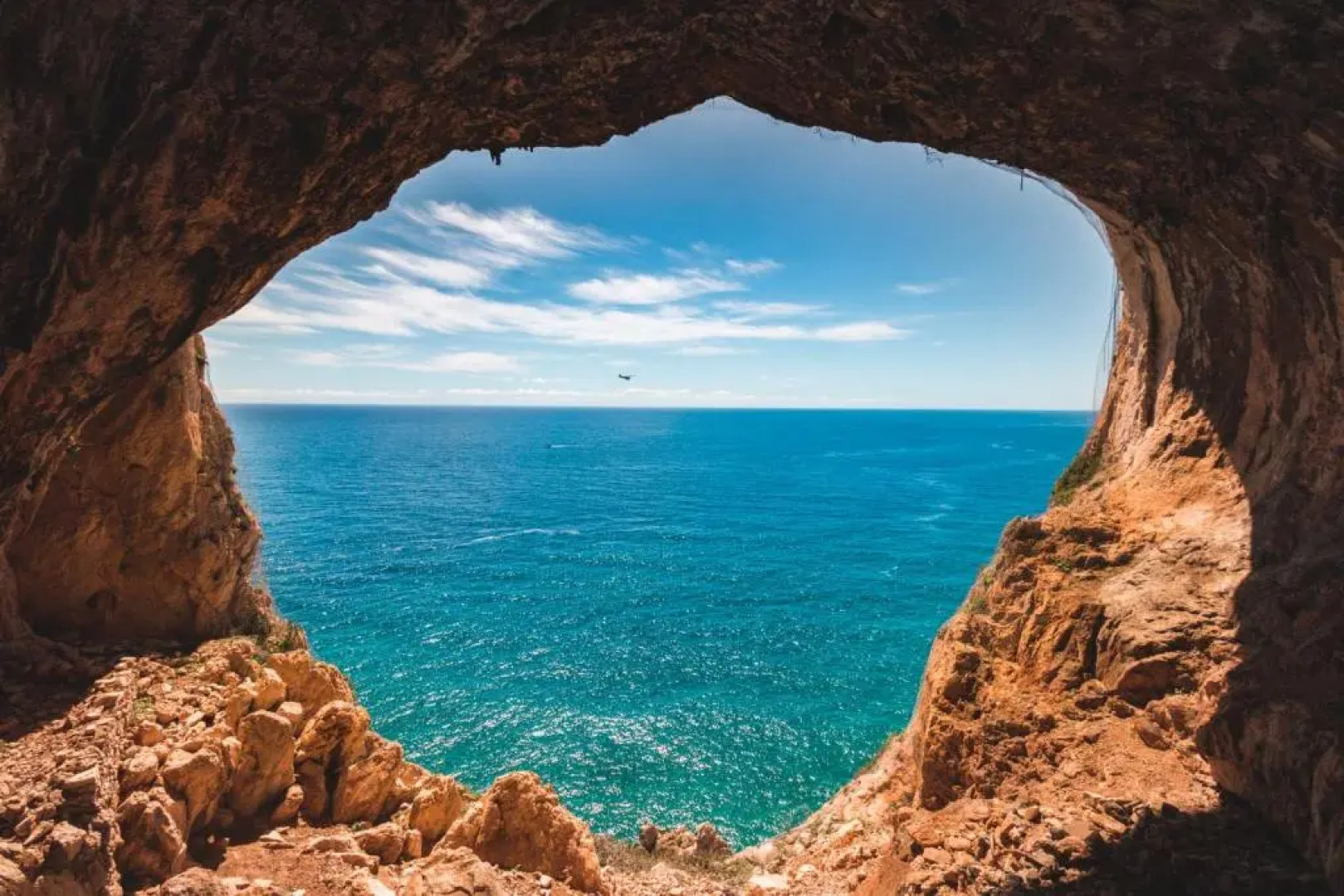 La CIASSA 00942-LT-0372