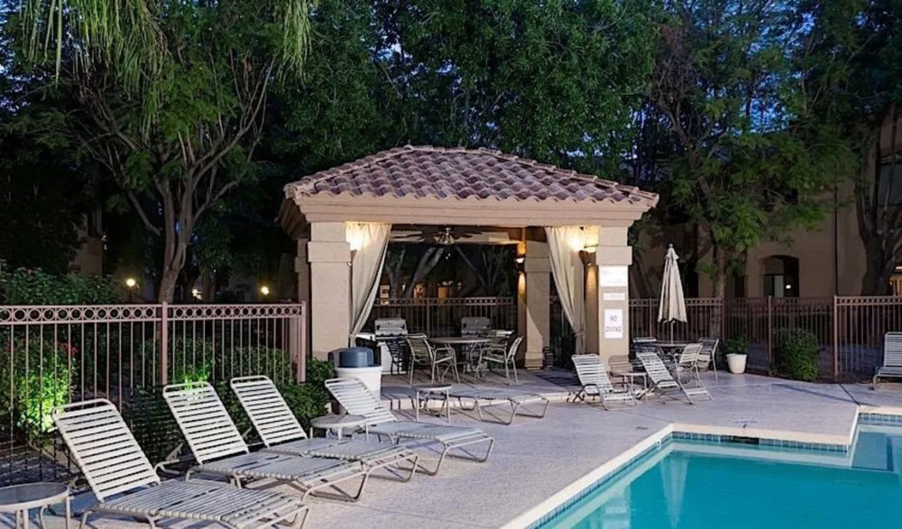 Signature Ii 2 Bedroom Condo