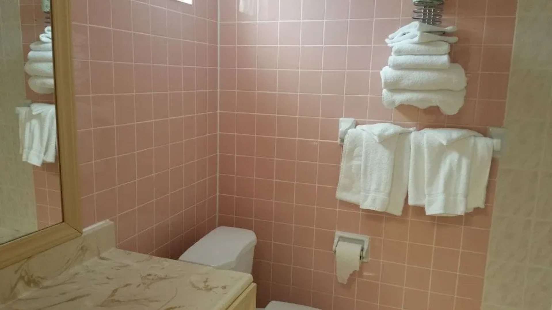 The Amethyst Beach Motel