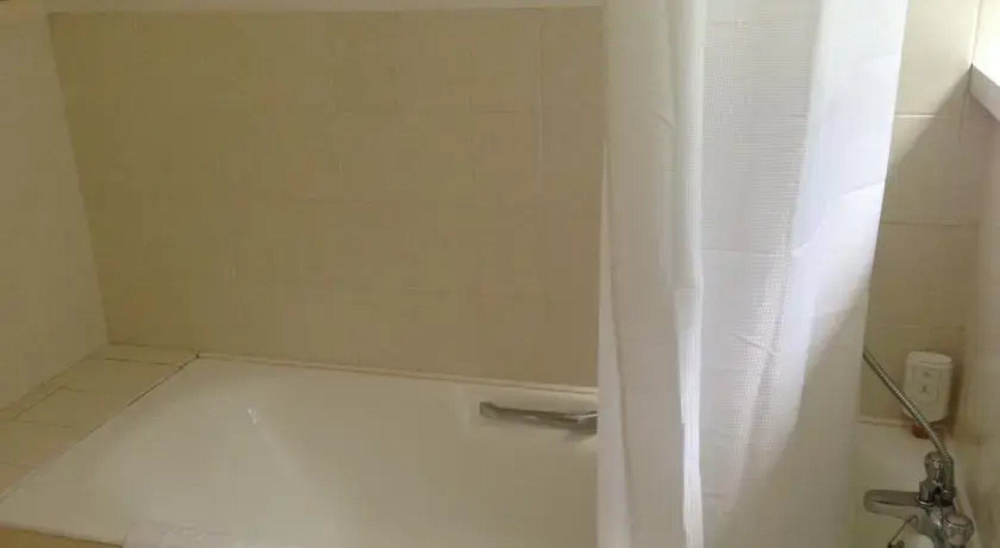 The Waters Edge Hotel