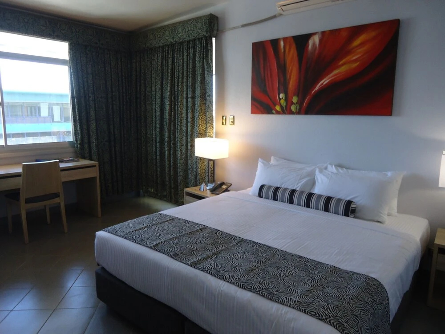 Bird of Paradise Hotel & Apartments