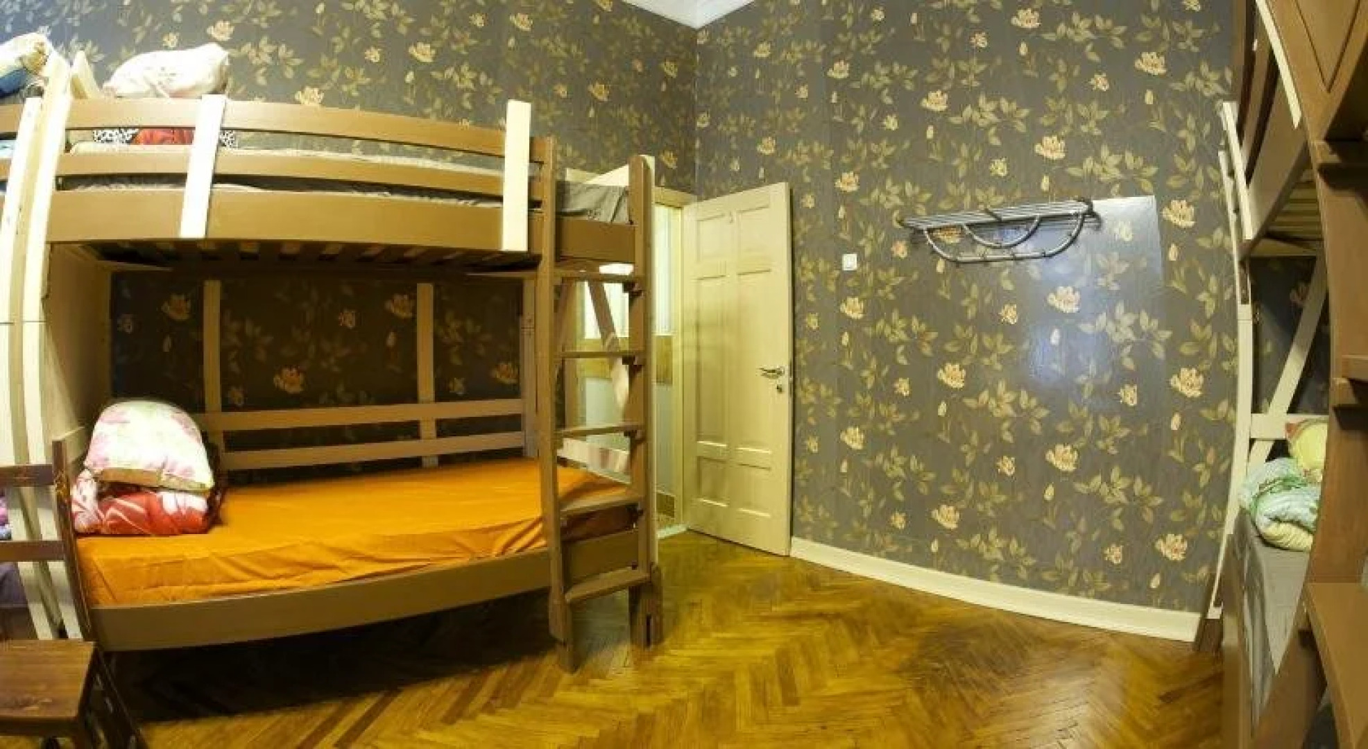 Штраус Хаус