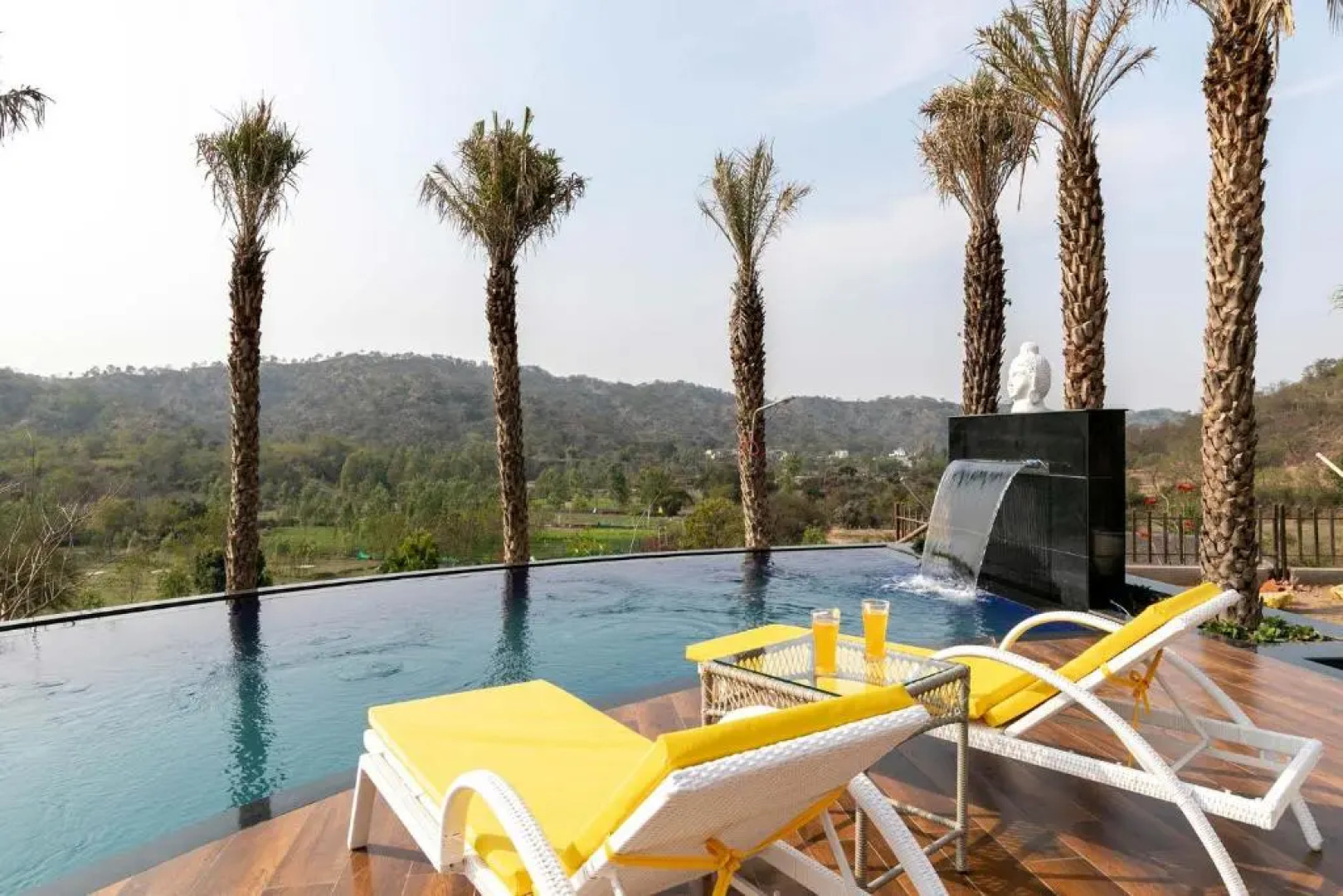 StayVista at Brickwood Hill with Outdoor Infinity Pool & Jacuzzi