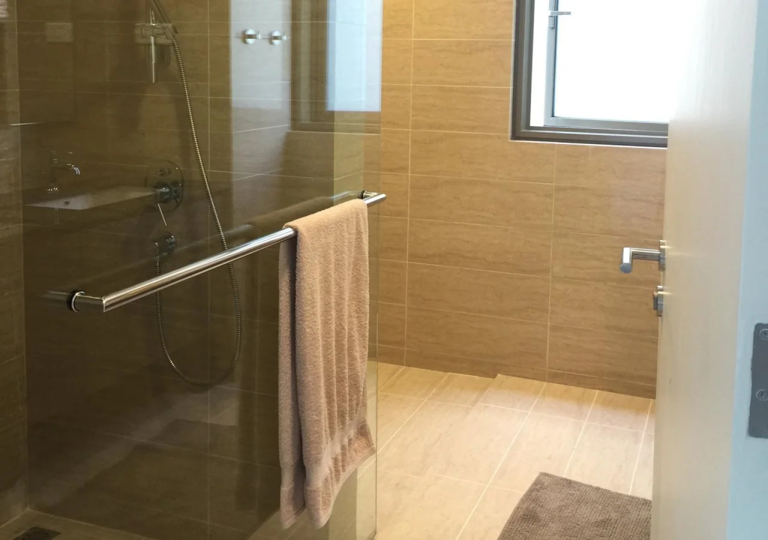 By The Sea-Panoramic Seaview Luxury Suite