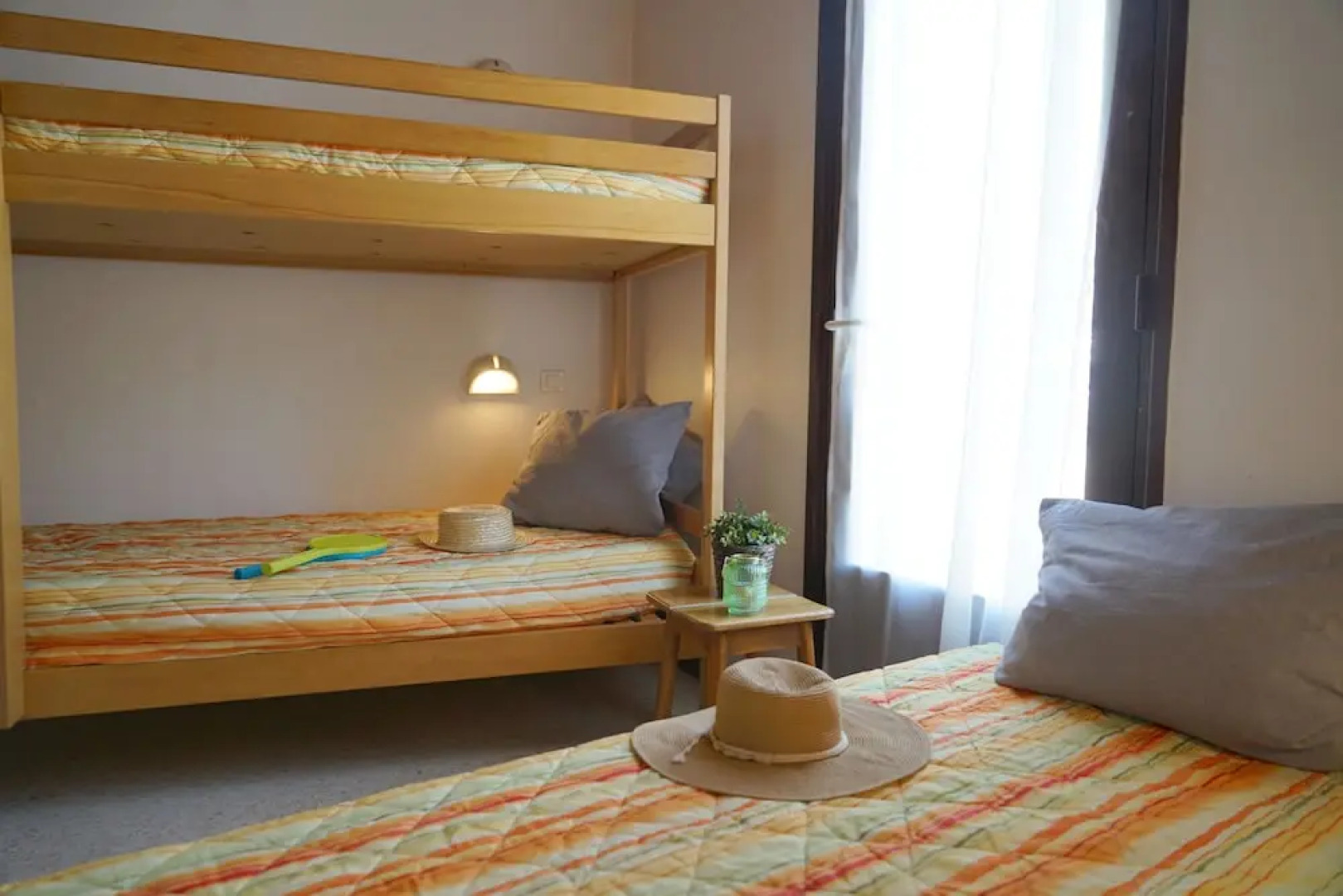 VVF Luberon Provence, Murs