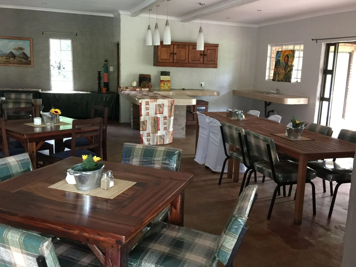 Airport Bird & Game Lodge