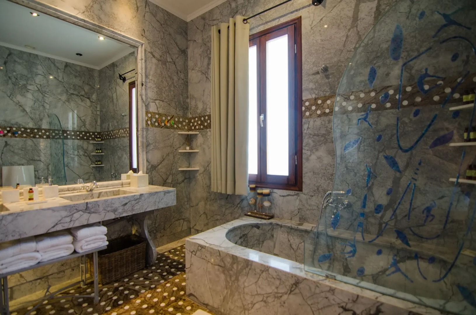 Agalia Luxury Suites