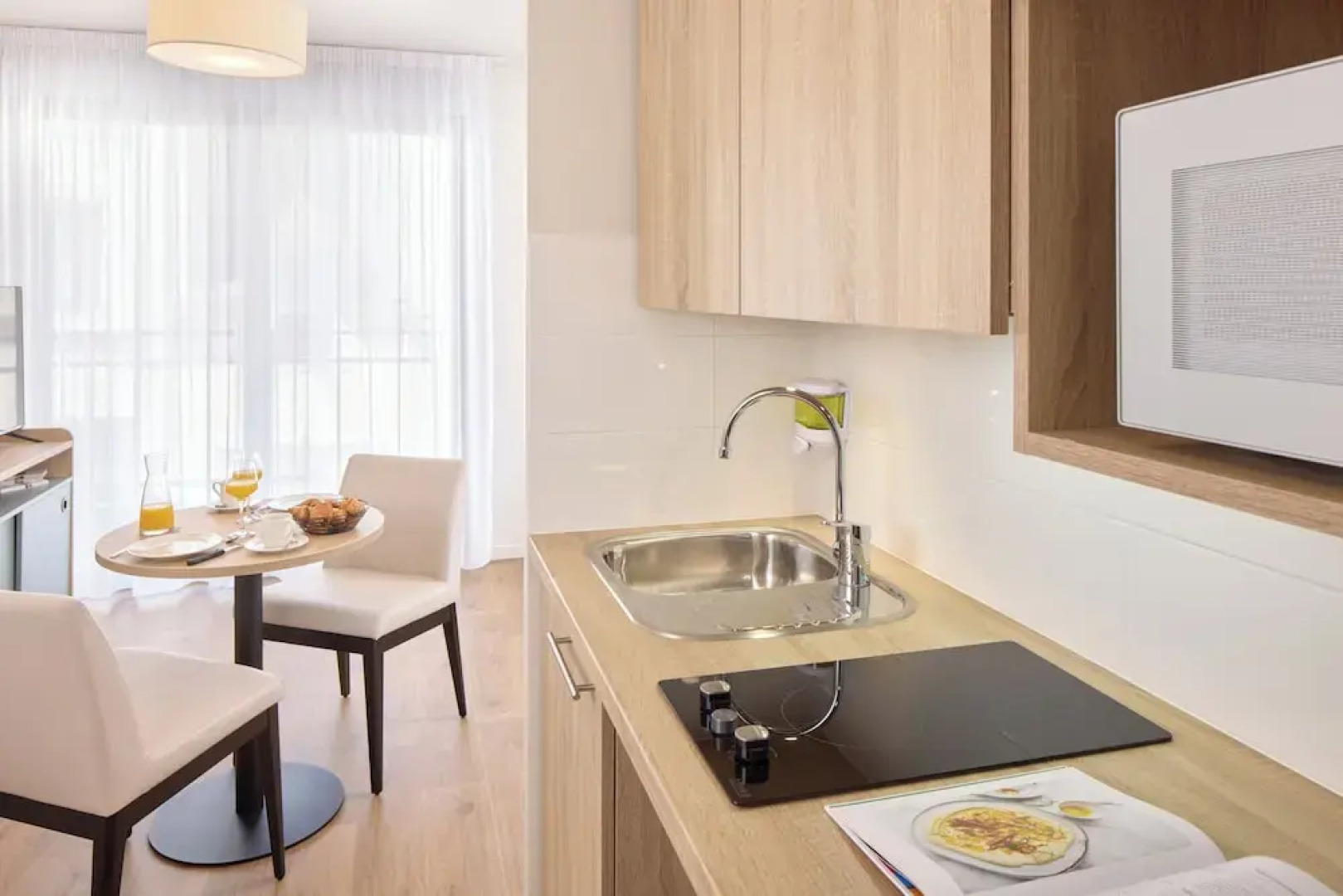 Quality Suites Cherbourg