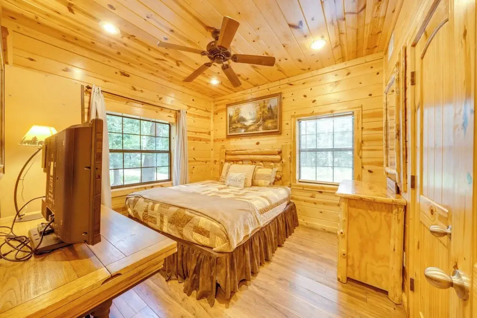 4 Mi to Broken Bow Lake: 'wee Bear Cabin' Getaway!