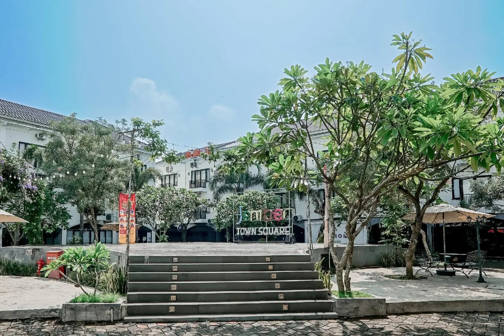 CR 001 Jember Town Square Apartment