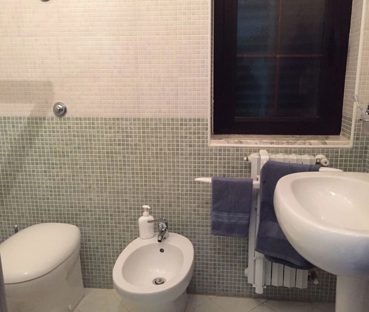 Bau Bau Beach Village