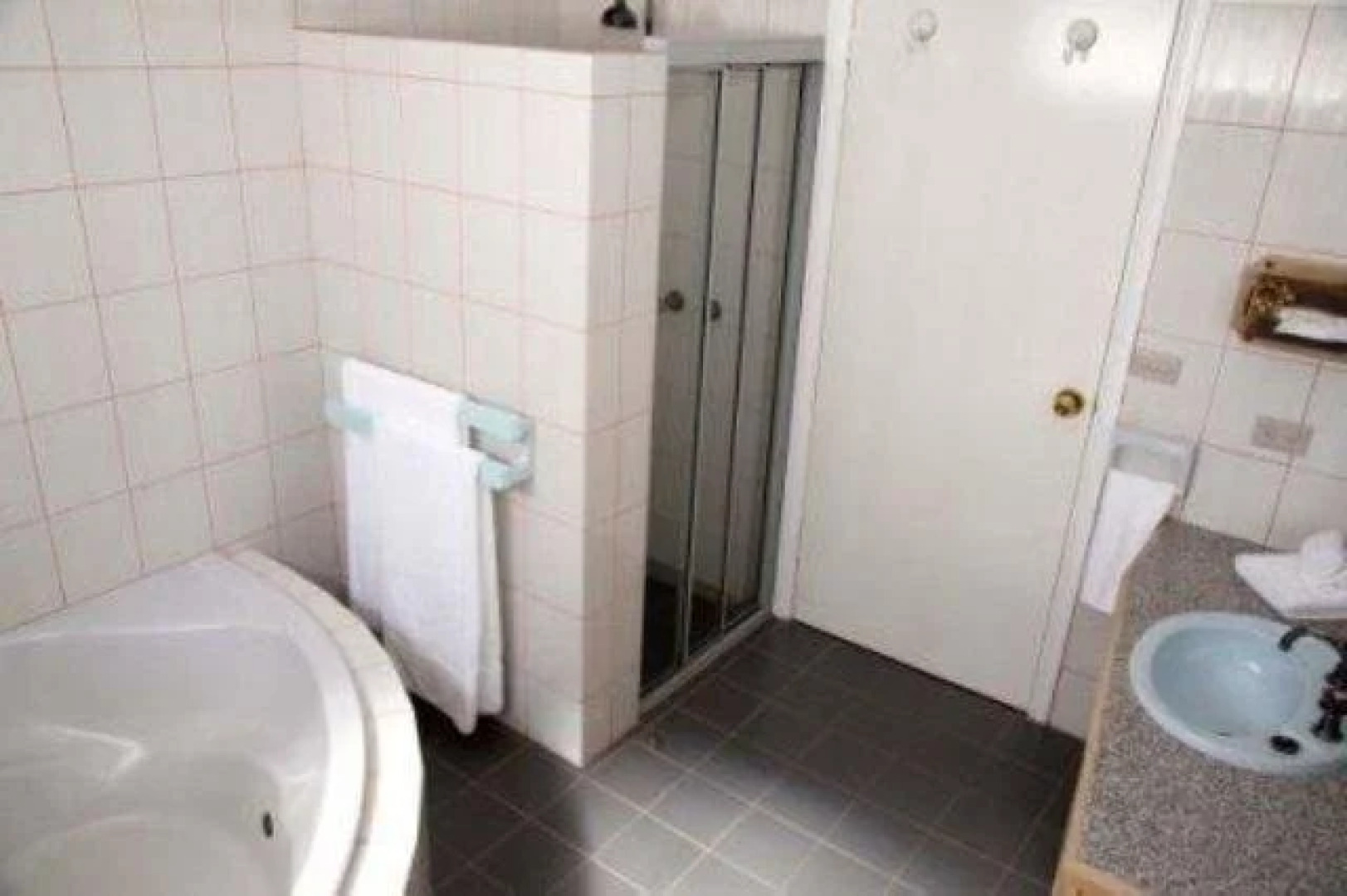 The Charles Sturt Motor Inn