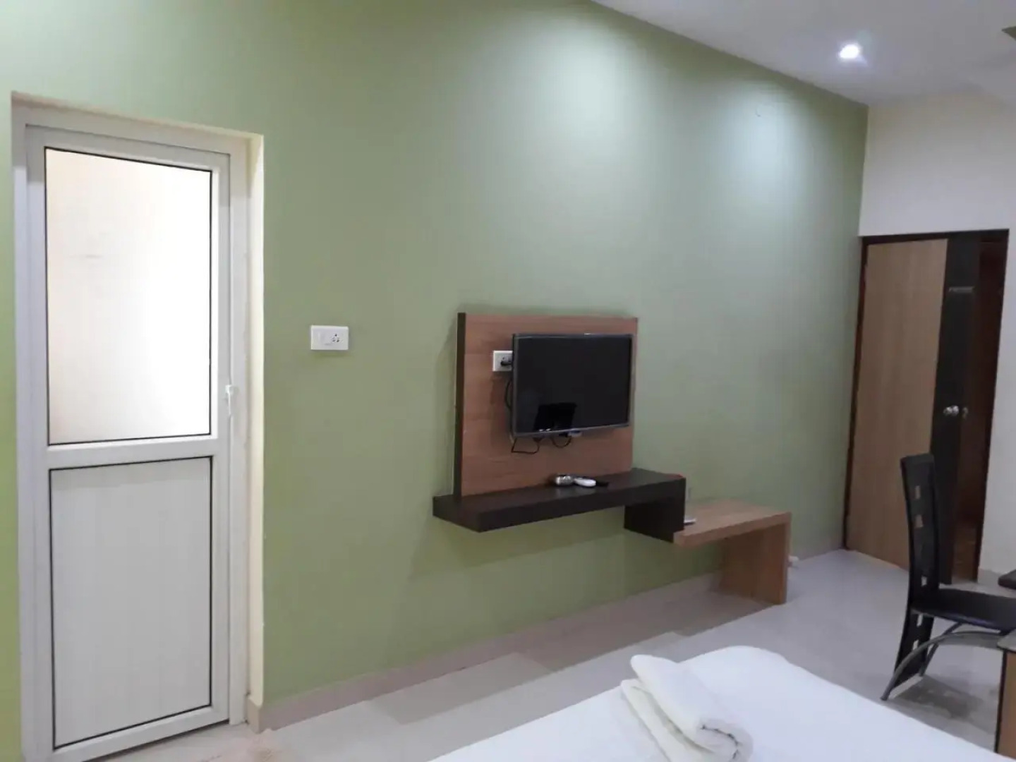 Hotel Sri Vaari Residency
