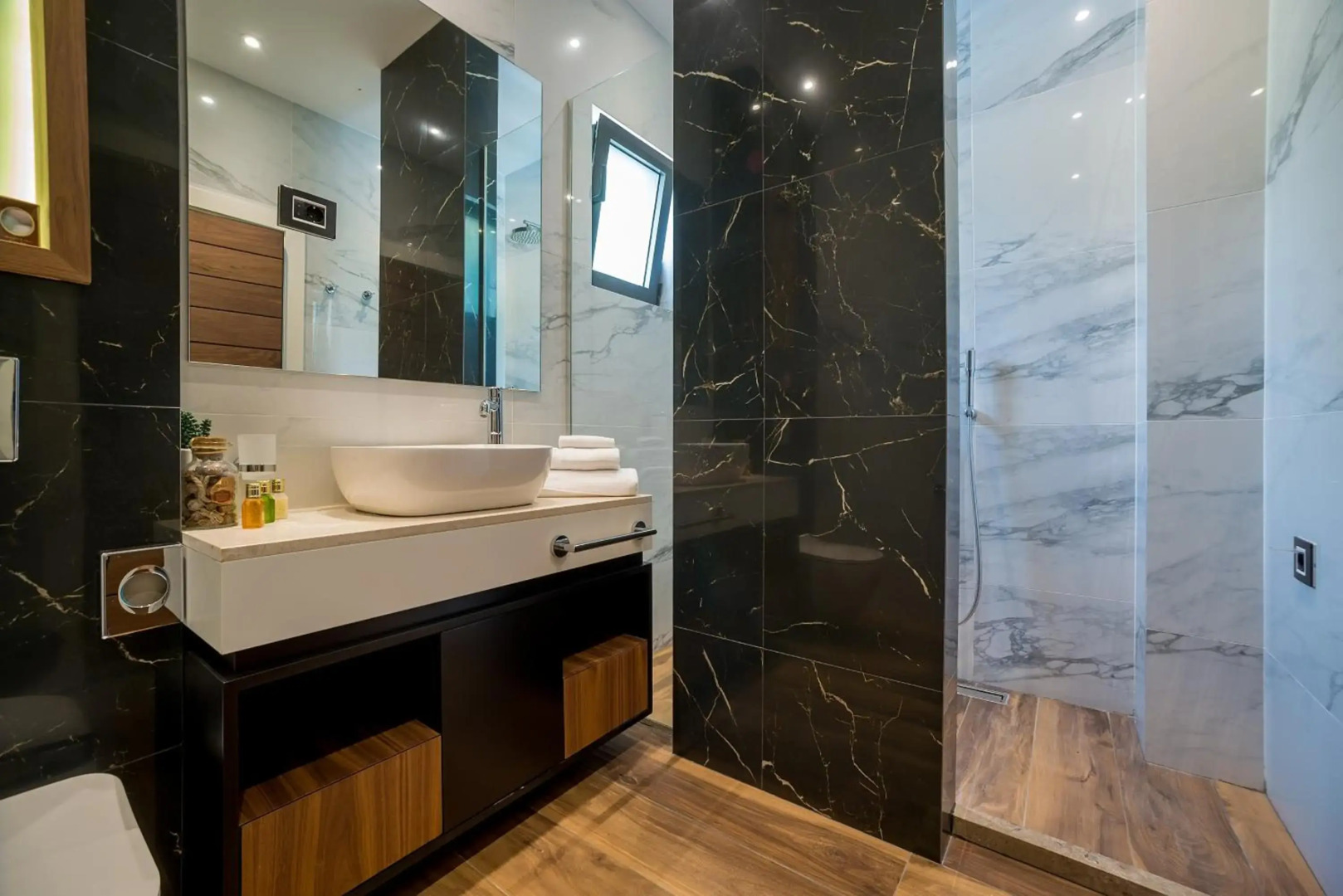 Palazzo del Mare - Essenza