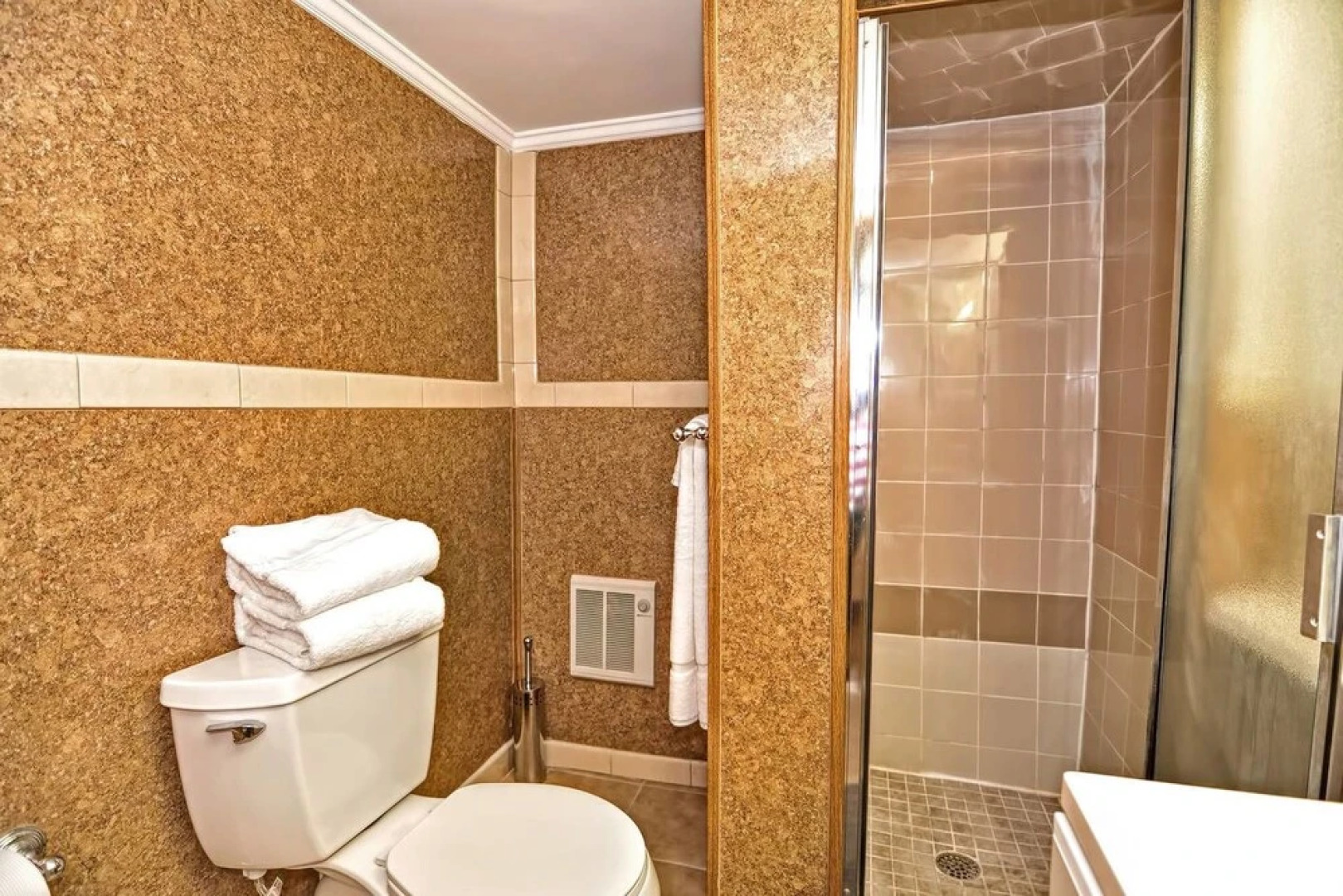 Spacious Studio in Boston's North End/little Italy